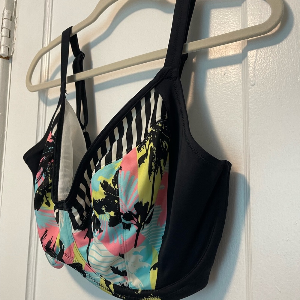 Elomi Malibu Days Underwire Plunge Bikini Top US 34K UK 34H